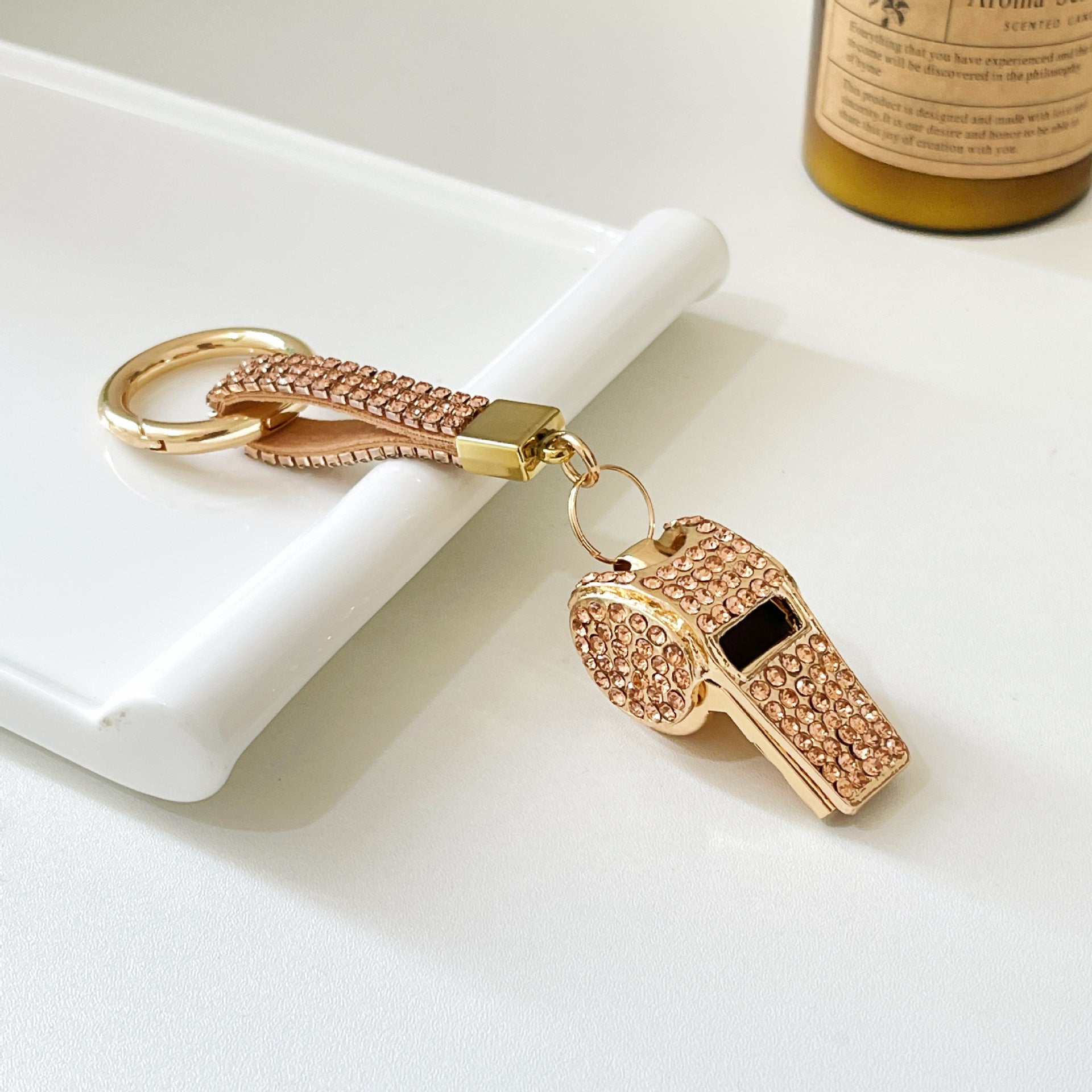 Wholesale Zinc Alloy Diamond Whistle Keychain